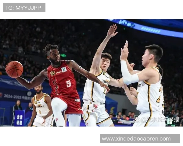 北京篮球队的奋斗历程与冠军赛背后的成长启示