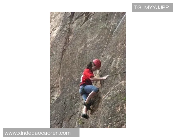 黄丽的攀岩人生：深度对话探索她的挑战与成长之路